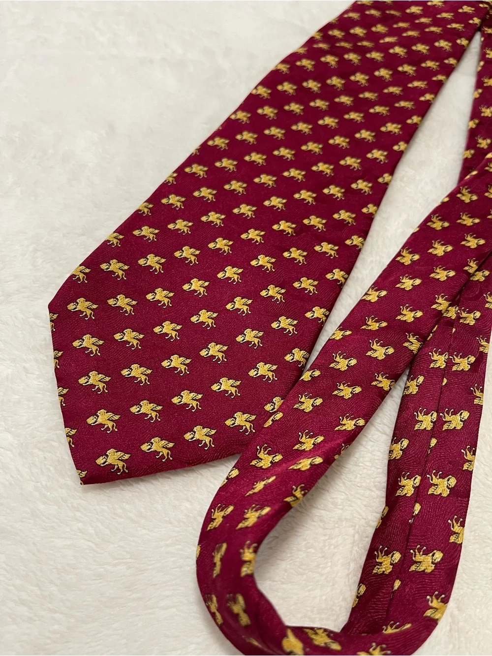 Alberto Piano Italy Wide 4” Silk Tie Burgundy Gold Heraldic Lion Crest